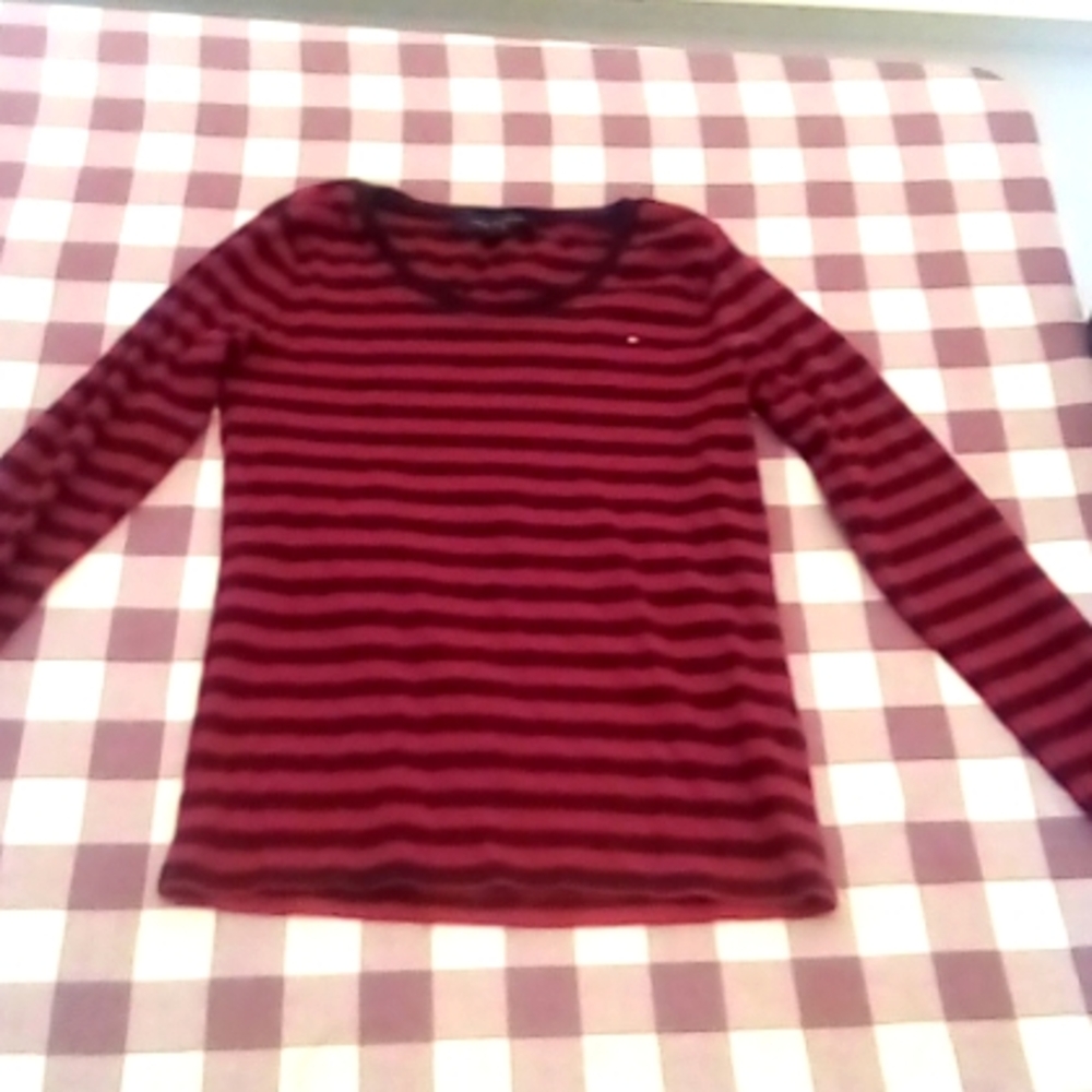 Women's Tommy Hilfiger long sleeve striped shirt
